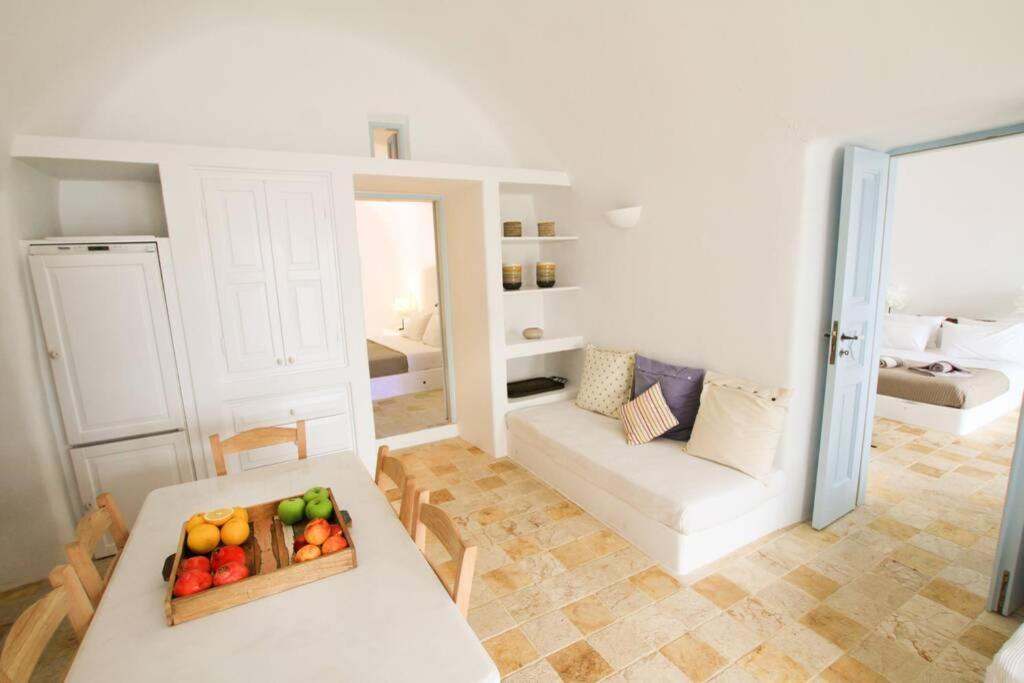 Dionyssos Cave House Villa Oia  Exterior foto